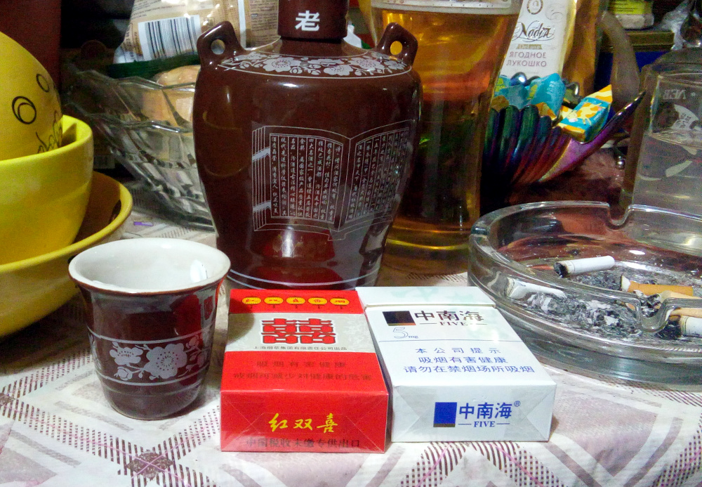 Сувенирная китайская водка