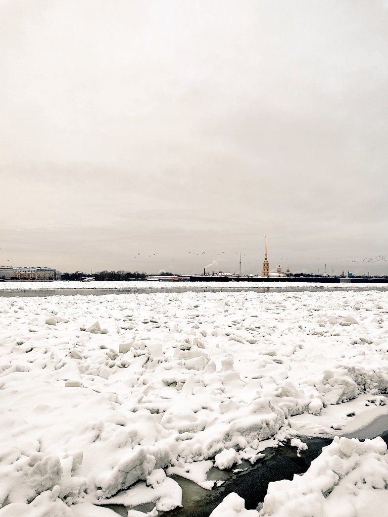 Петропавловская крепость зимой