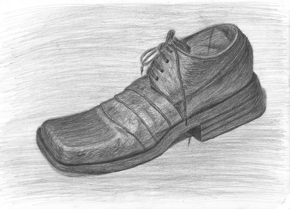 Рисунок ботинка с натуры.